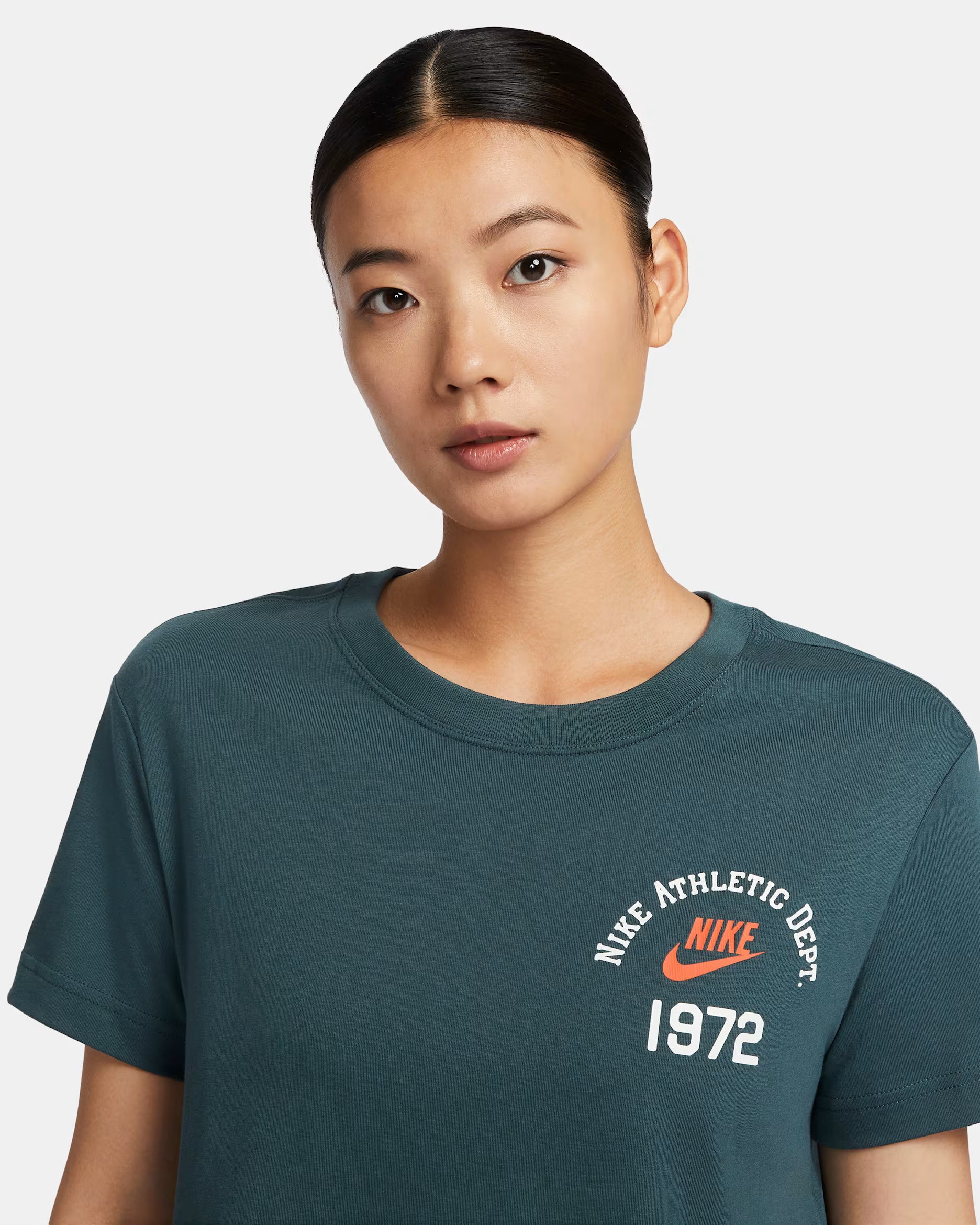 Nike AS Women's Sportswear Cropped T-Shirt