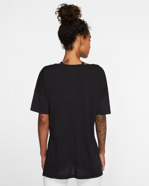 Nike AS Women's Dynamic Fit Layering Short Sleeve Top