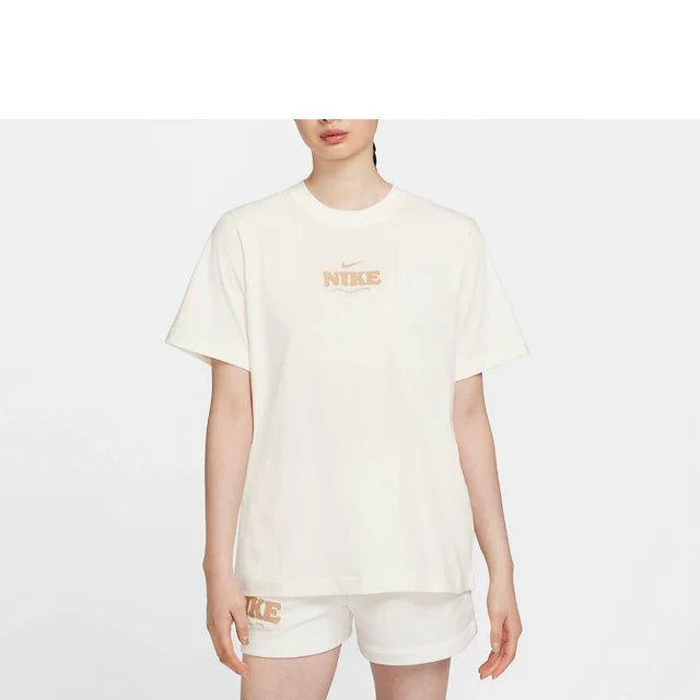 Nike Sportswear Essential Women's T-Shirt
