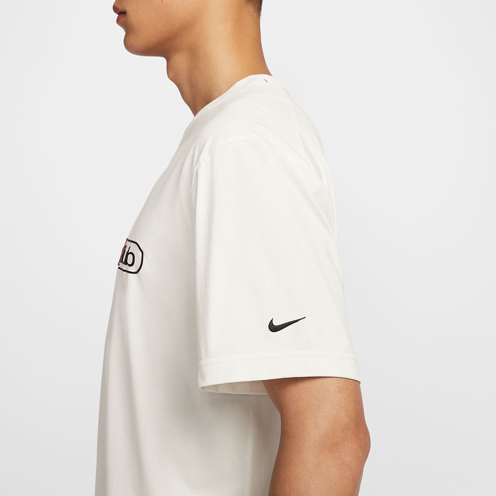 Nike Dri-FIT UV Hyverse Track Club