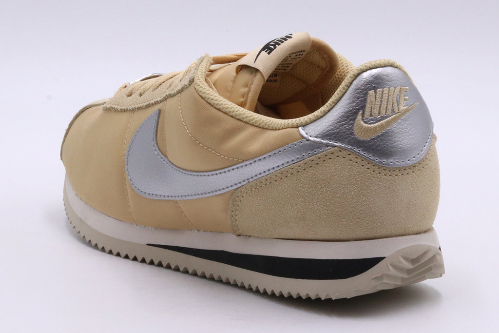 Nike Cortez