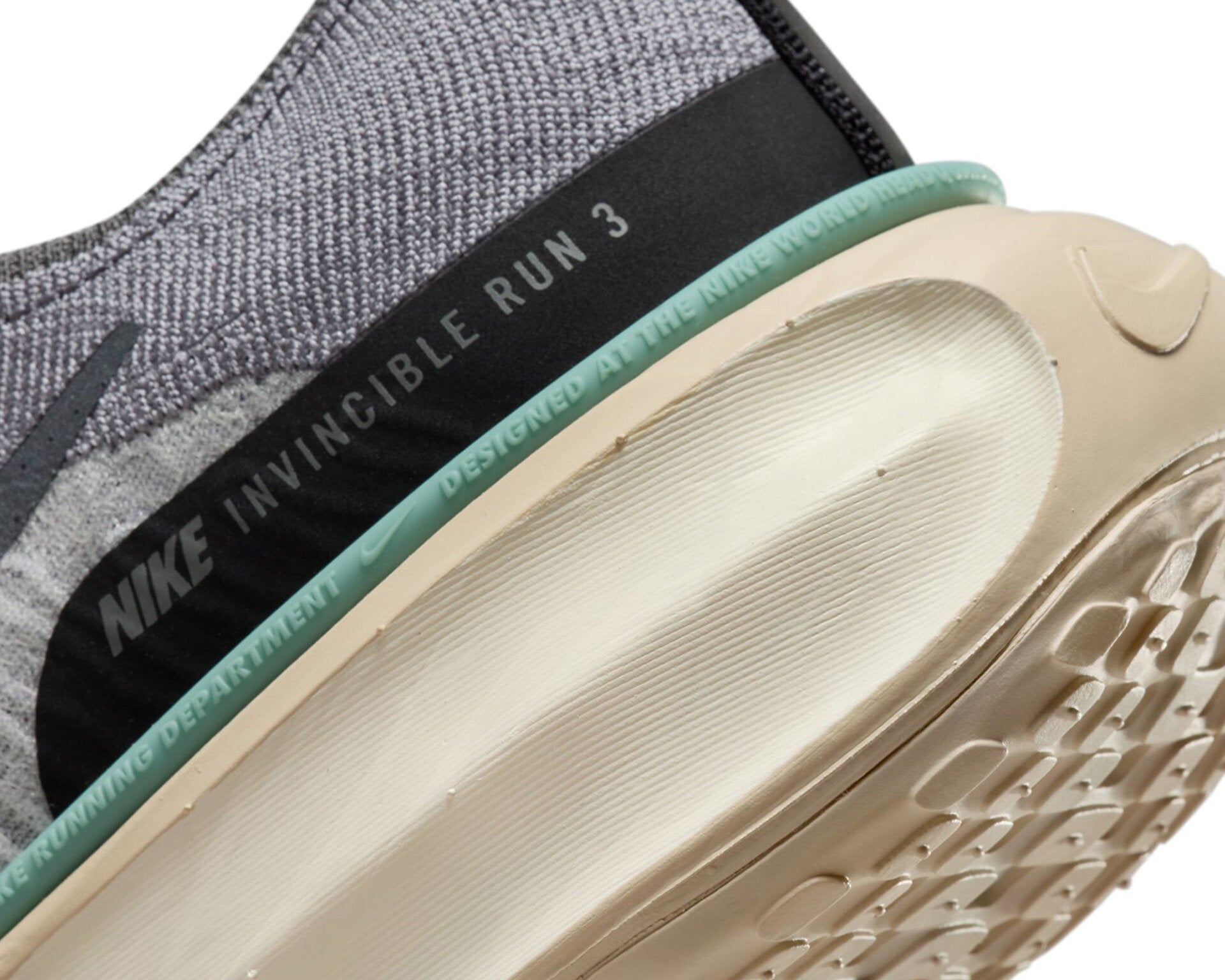 Nike ZoomX Invincible Run Flyknit 3