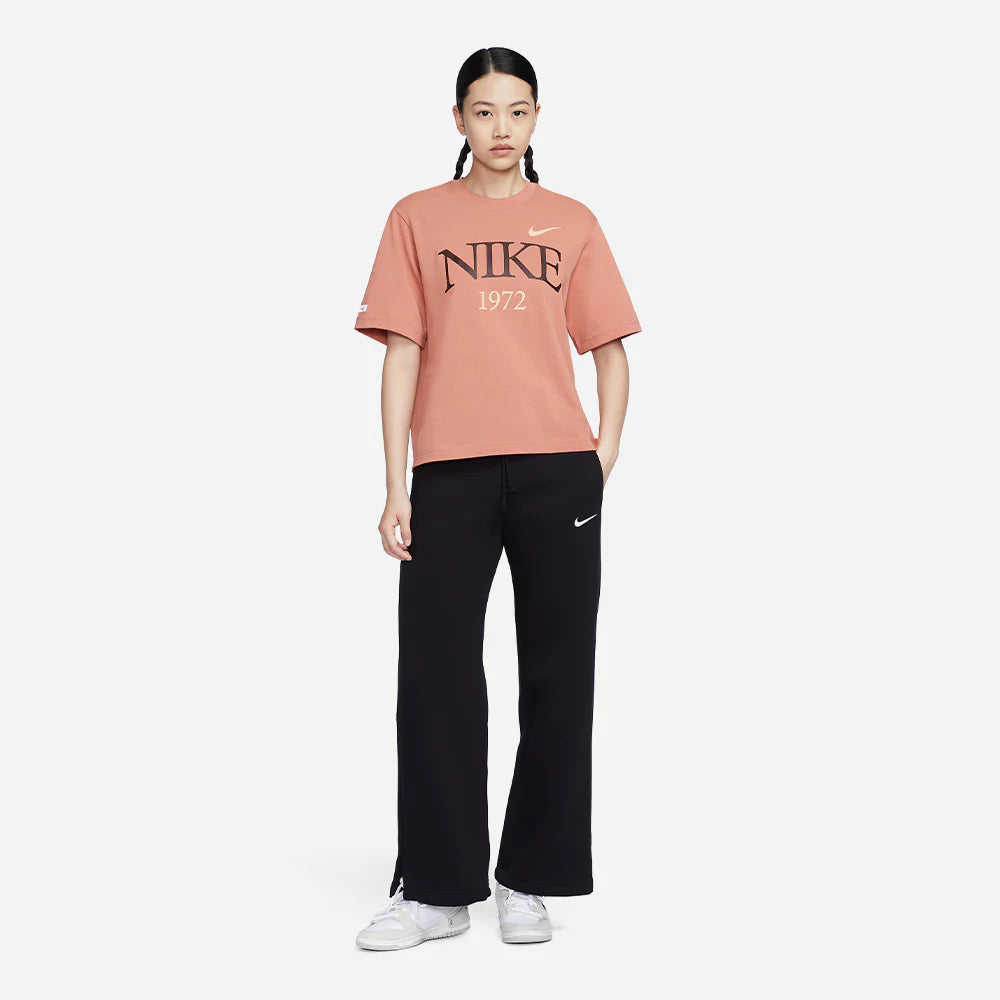 Nike Sportswear Classics Boxy T-Shirt