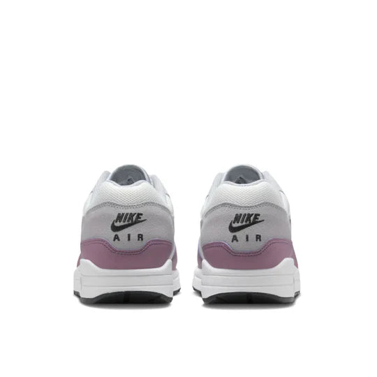 Nike Air Max 1 Essential