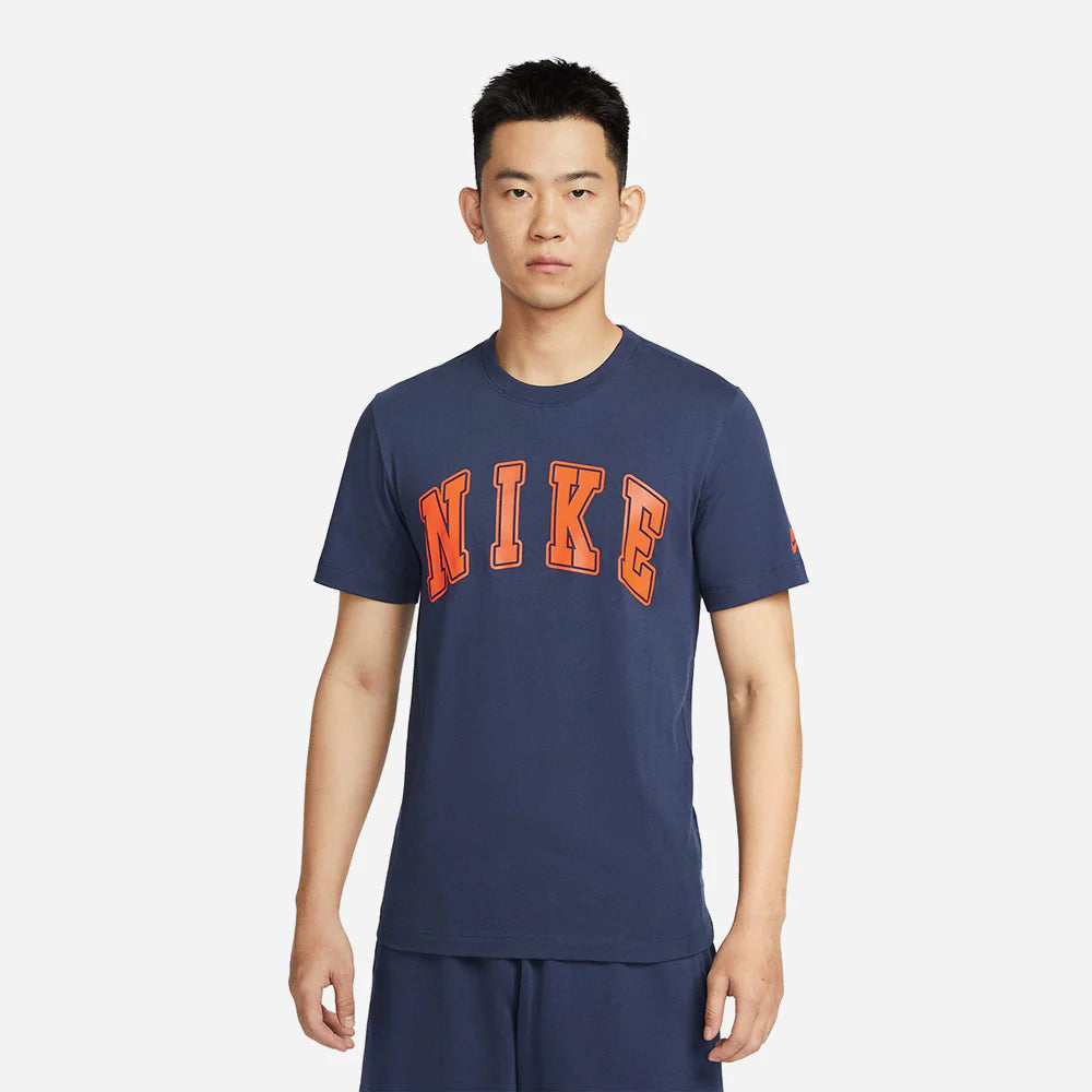 Nike Sportswear T-shirt Club Seasonal Heritage