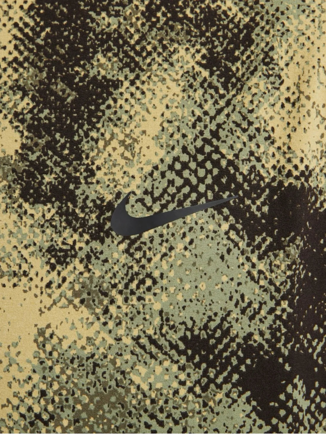 Nike Dri-FIT Camo Hyverse Short-sleeve Top