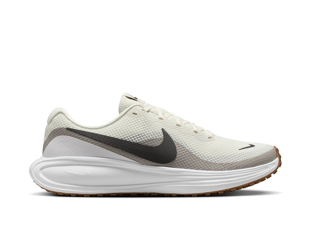 Nike Revolution 8