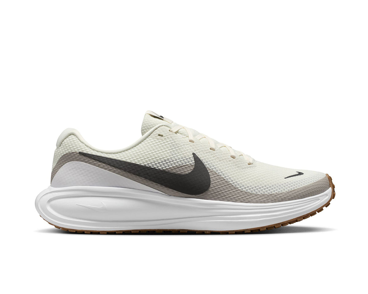 Nike Revolution 8