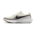 Nike Revolution 8