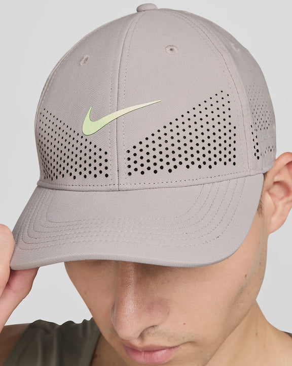 Nike Dri-FIT ADV Club Cap
