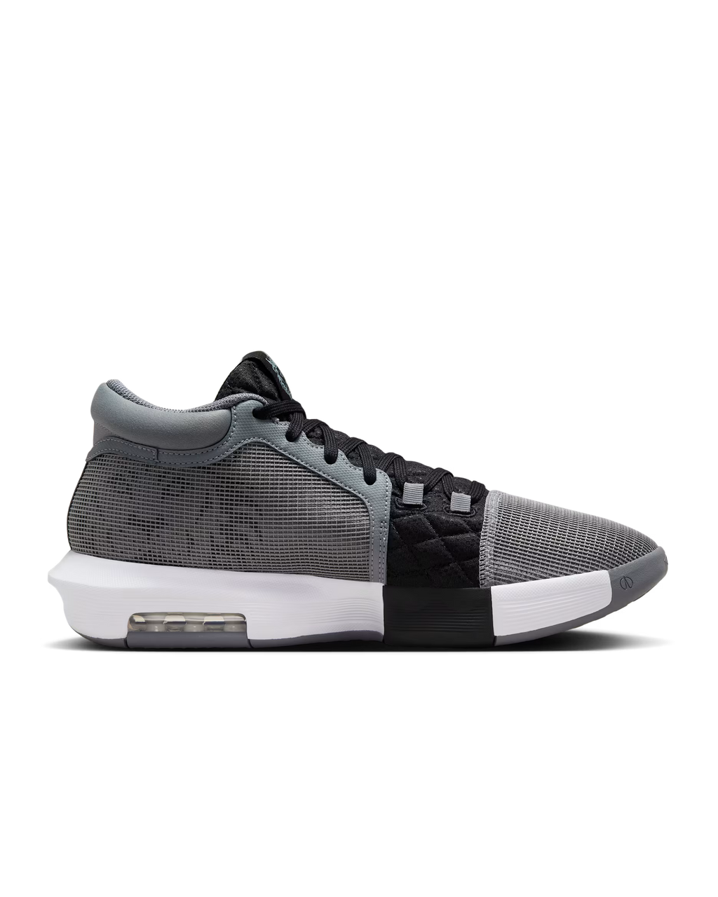 Nike LeBron Witness VIII EP