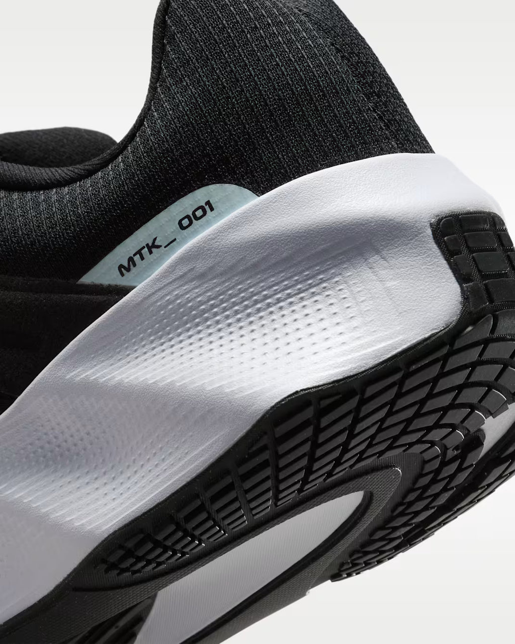 Nike Metro Tek Performance