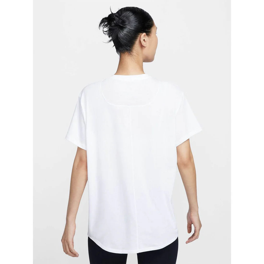 Nike One Relaxed Dri-FIT Short-sleeve Top