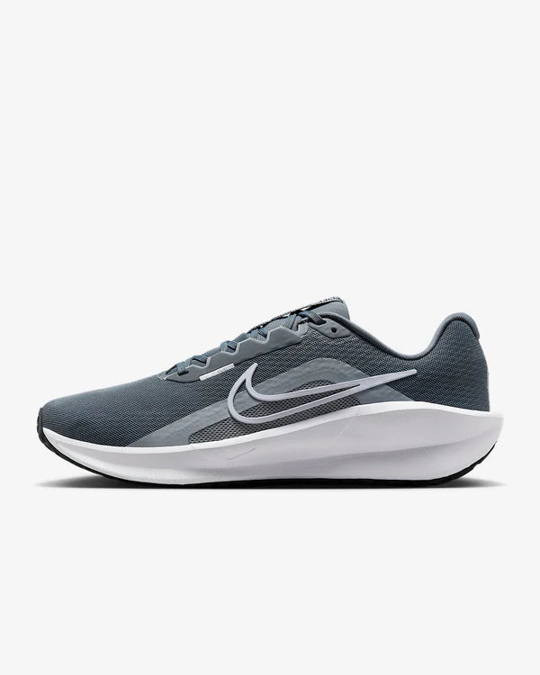 Nike Downshifter 13