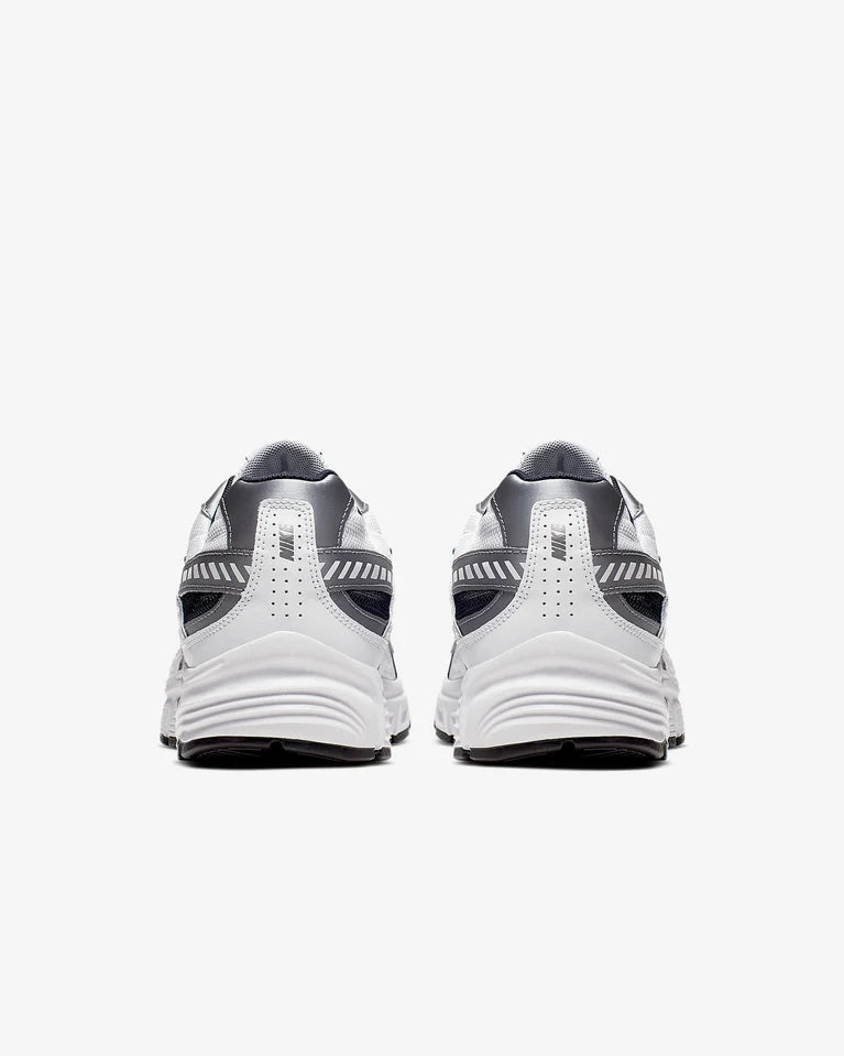 Nike Initiator