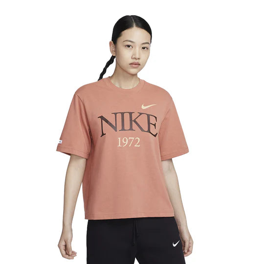 Nike Sportswear Classics Boxy T-Shirt