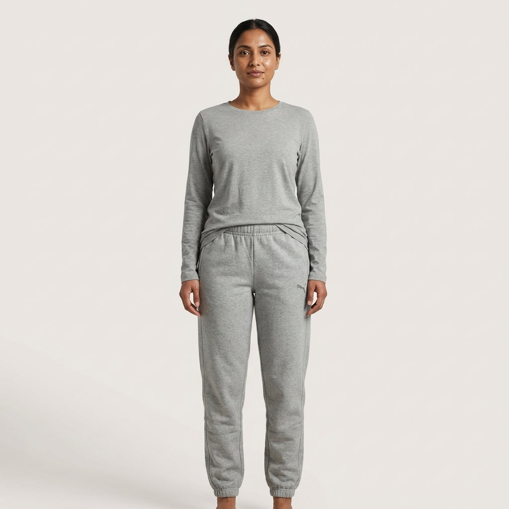 Puma Women's Essentials Closed Hem Fleece Sweatpants