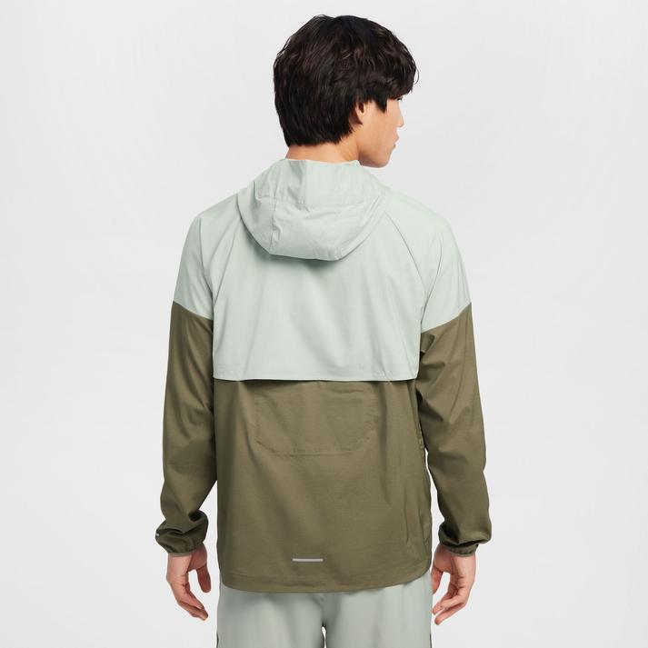 Nike Impossibly Light Windrunner Jacket