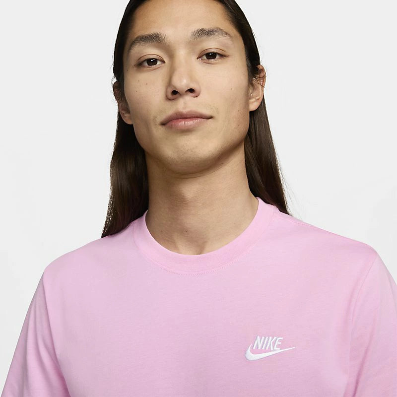 Nike Sportswear Club T-shirt