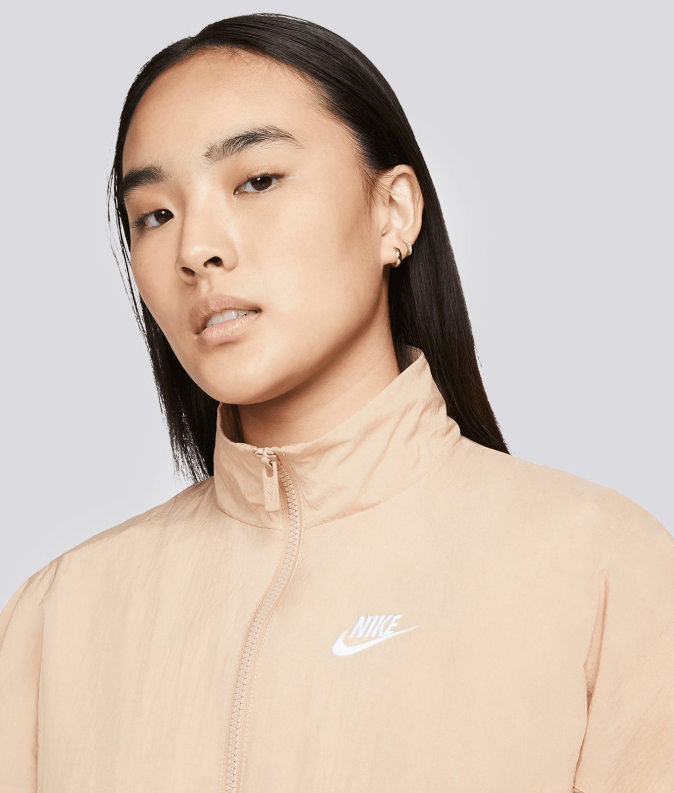 Nike Women's Sportswear Essential Woven Weatherized Jacket