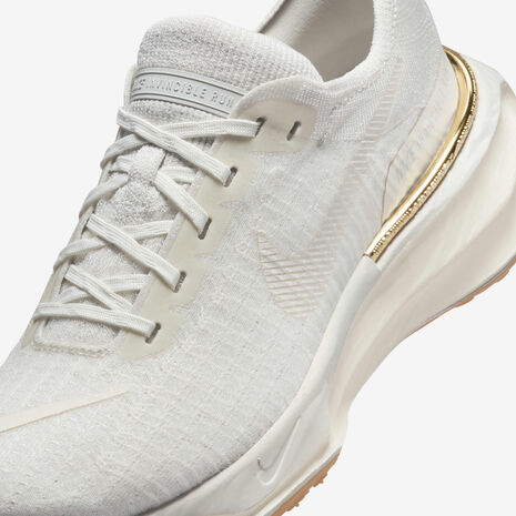 Nike ZoomX Invincible Run Flyknit 3