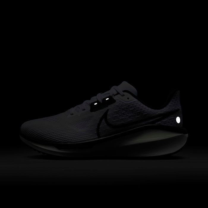 Nike Vomero 17