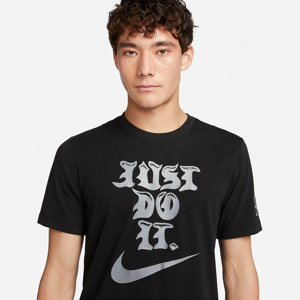 Nike Men's Dri-FIT Training Graphic T-Shirt