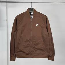 Nike Men's Club Woven Ultralight Bomber Jacket