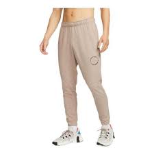 Nike Dri-FIT Fleece Garment-Dyed Pants
