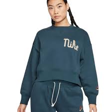 Nike Sportswear Women's Oversized Fleece Crew Sweatshirt