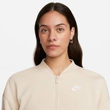 Nike Sportswear Club Fleece Women's Oversized Cropped Full-Zip Sweatshirt