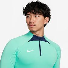 Nike Dri-FIT Men's Strike Drill Top