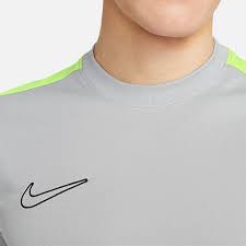 Nike Men's Dri-FIT Academy 23 Short-Sleeve Top