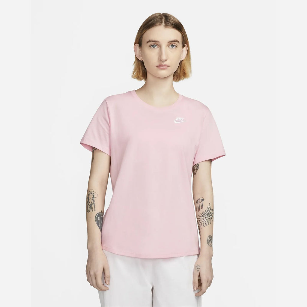 Nike Women's Sportswear Club T-Shirt