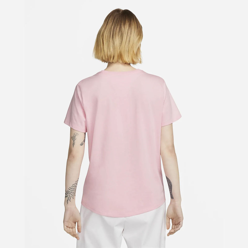 Nike Women's Sportswear Club T-Shirt