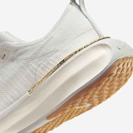 Nike ZoomX Invincible Run Flyknit 3
