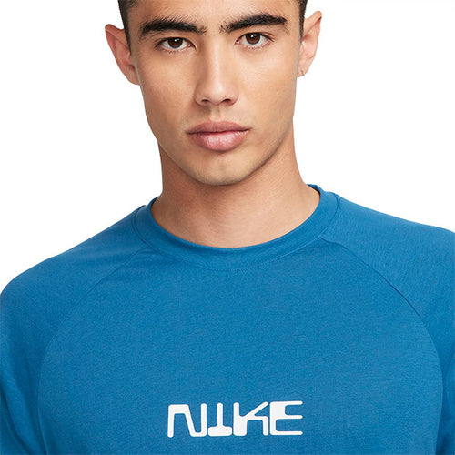 Nike Dri-FIT FC Short-sleeve Top