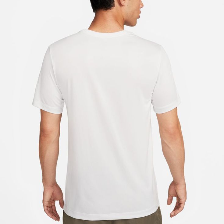 Nike Men's Dri-FIT Relaxed Fit Seasonal Graphic T-Shirt