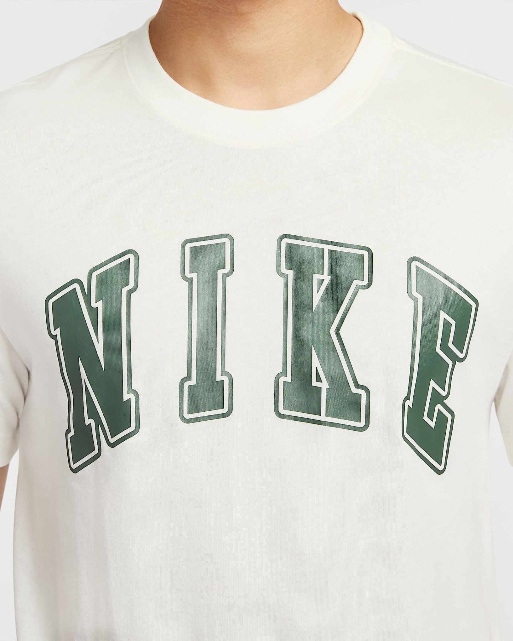 Nike Sportswear T-shirt Club Seasonal Heritage