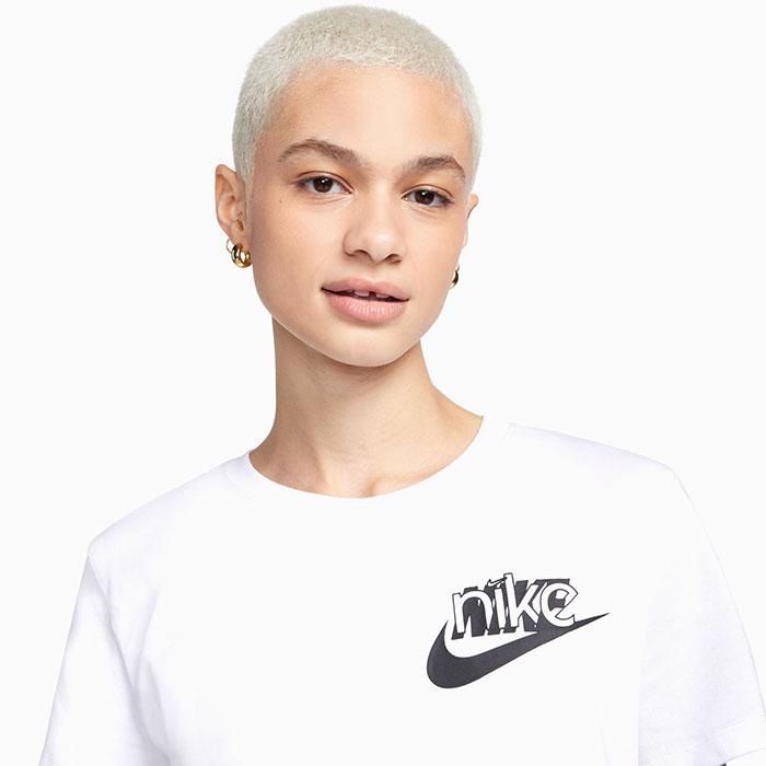 Nike Sportswear Club Women's T-Shirt