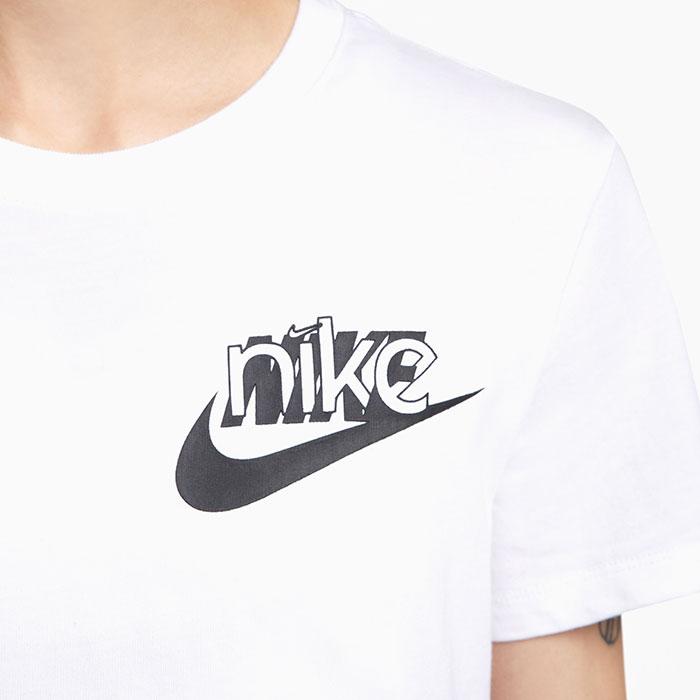 Nike Sportswear Club Women's T-Shirt