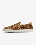 Nike Court Legacy Slip-On Platform