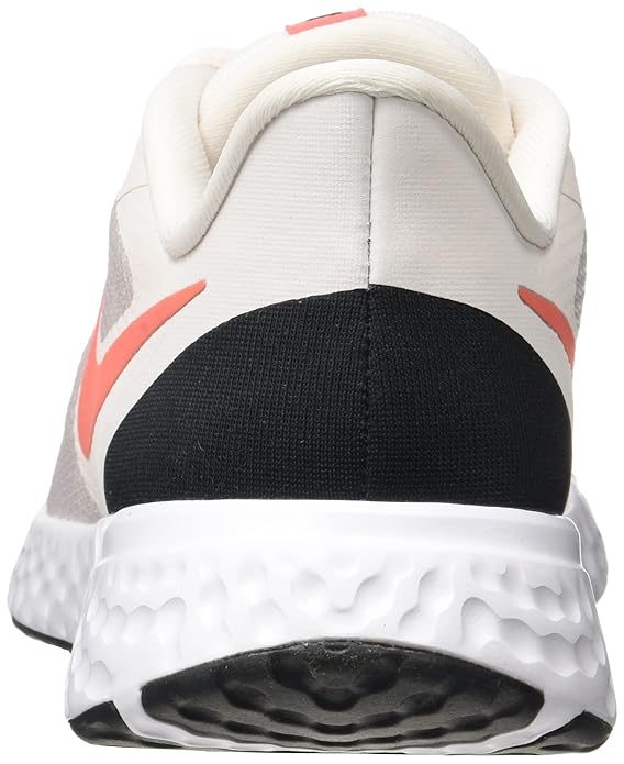 Nike Revolution 5