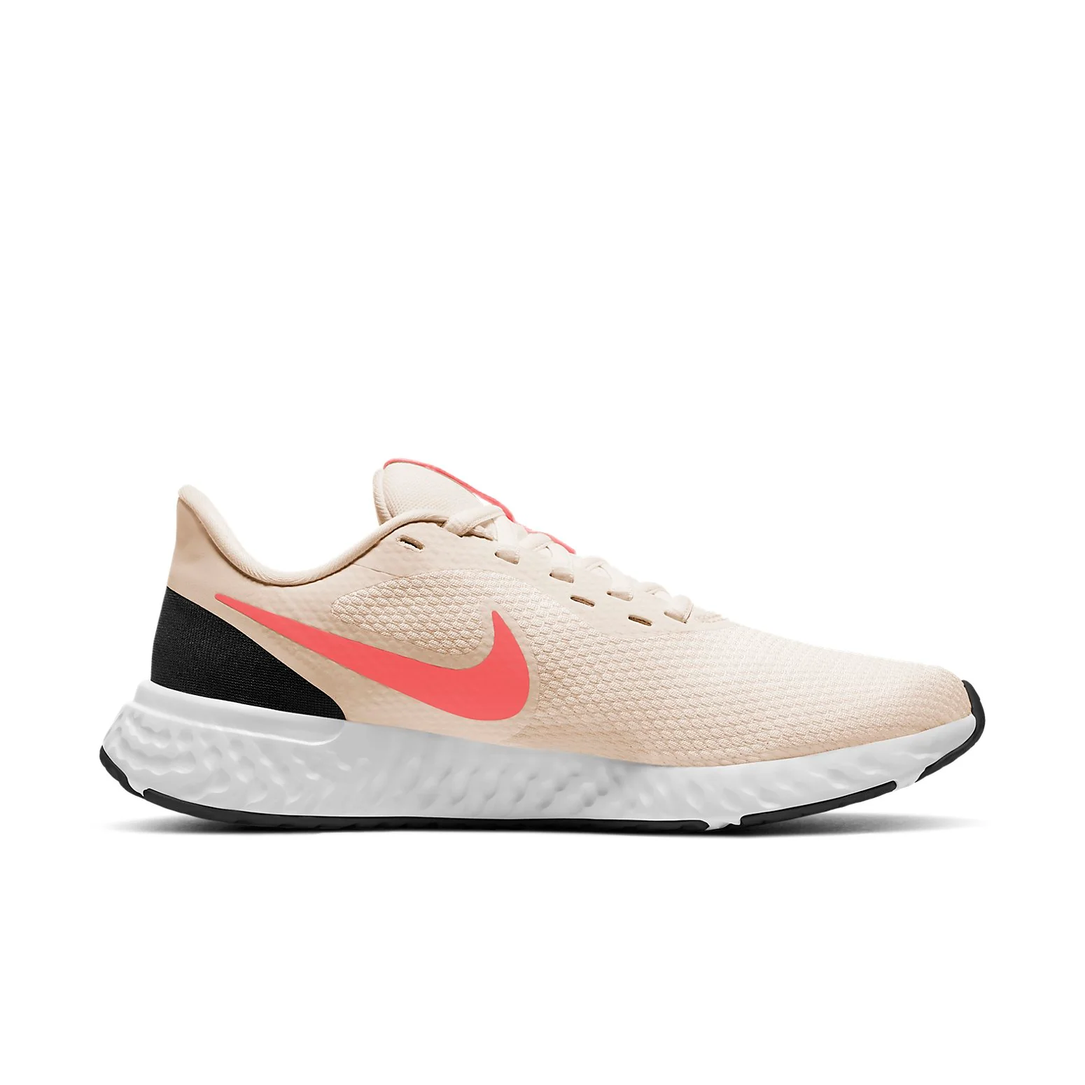 Nike Revolution 5