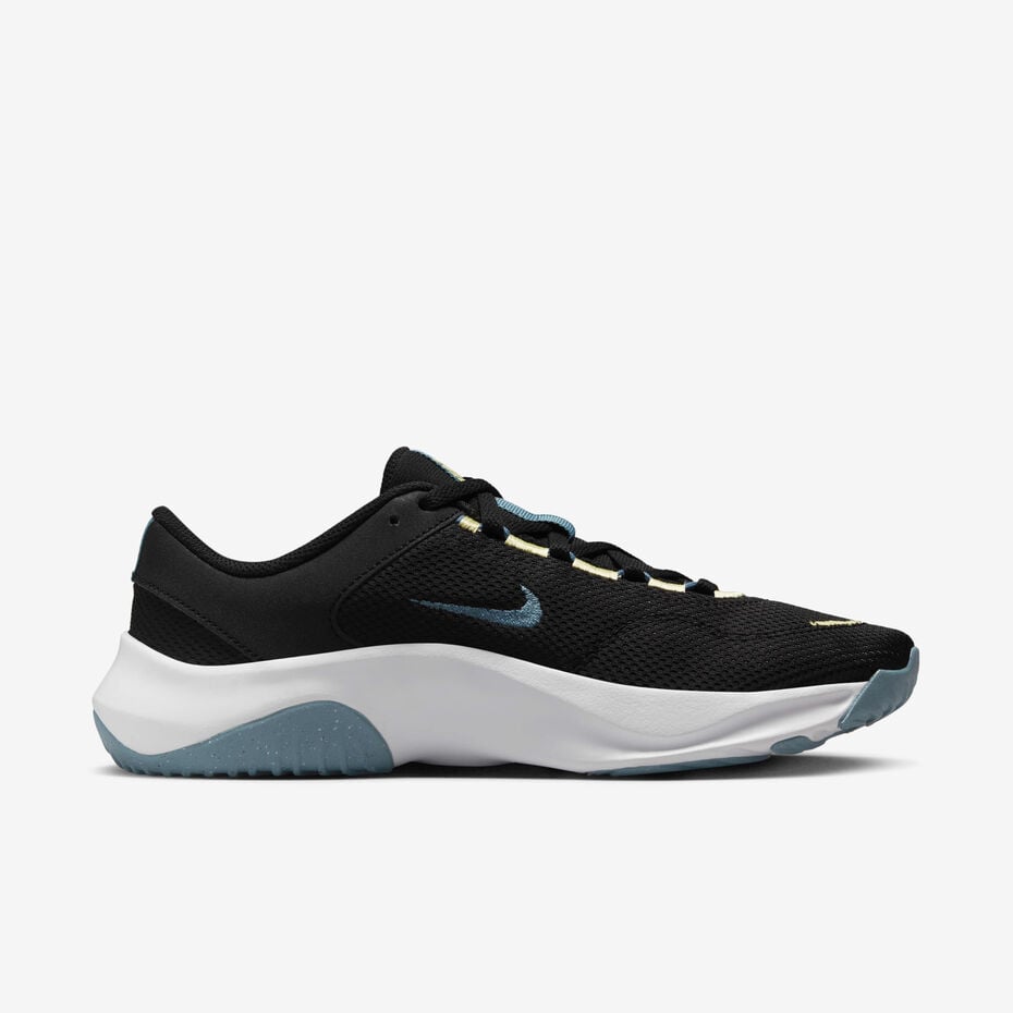 Nike Legend Essential 3
