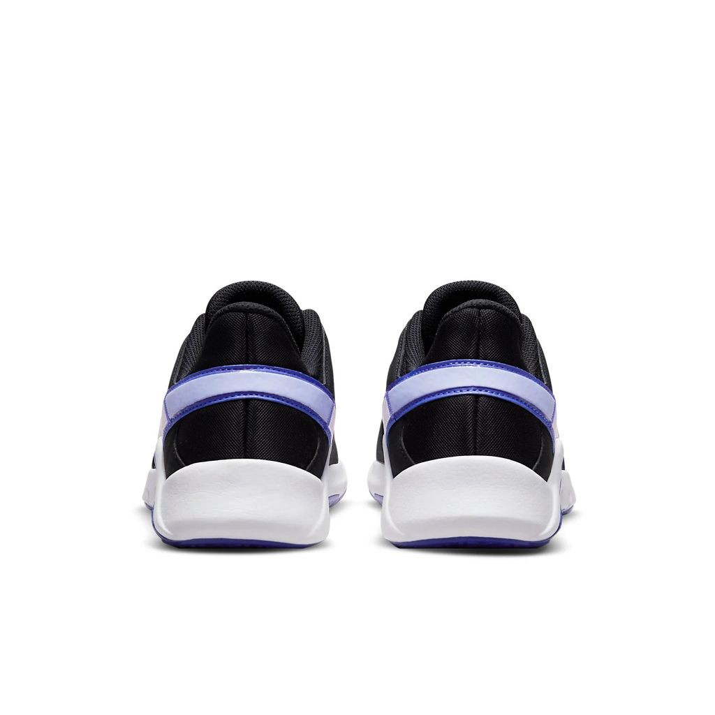 Nike Legend Essential 2