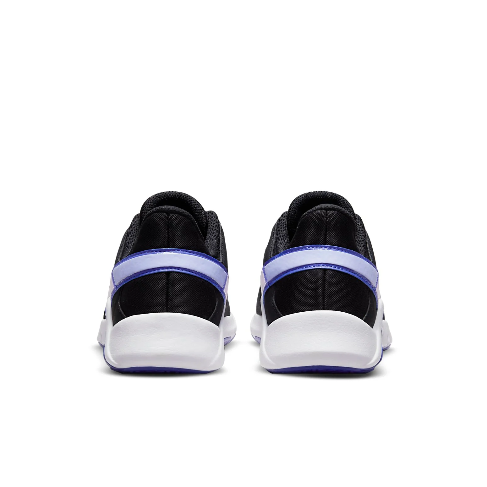 Nike Legend Essential 2