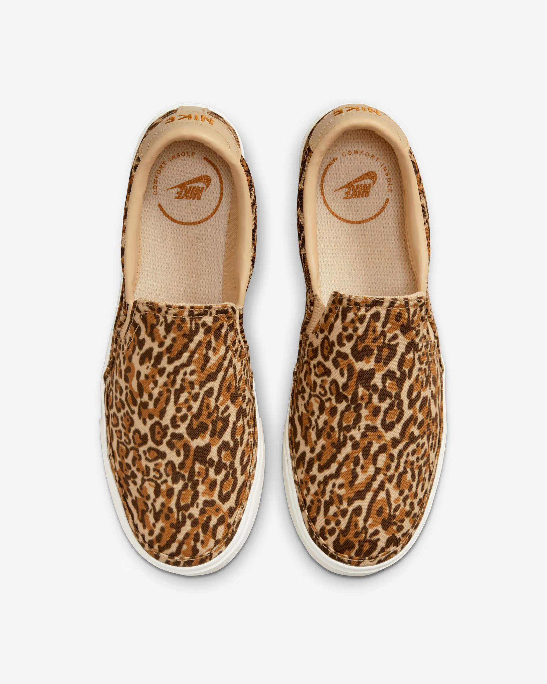 Nike Court Legacy Slip-On Platform