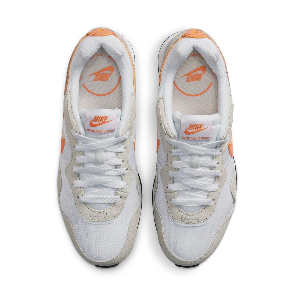 Nike Venture Runner