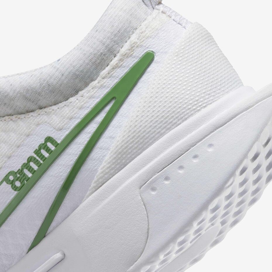 Nike Zoom Court Pro Hard Court Performance